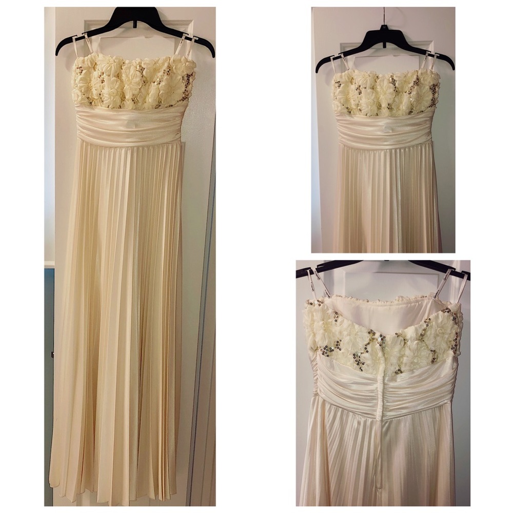 🆕 NWT Macy’s Floral Ivory Strapless Prom Dress